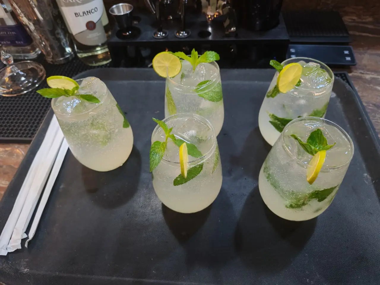 Bebidas refrescantes y cafetería en Restaurante Guayusa